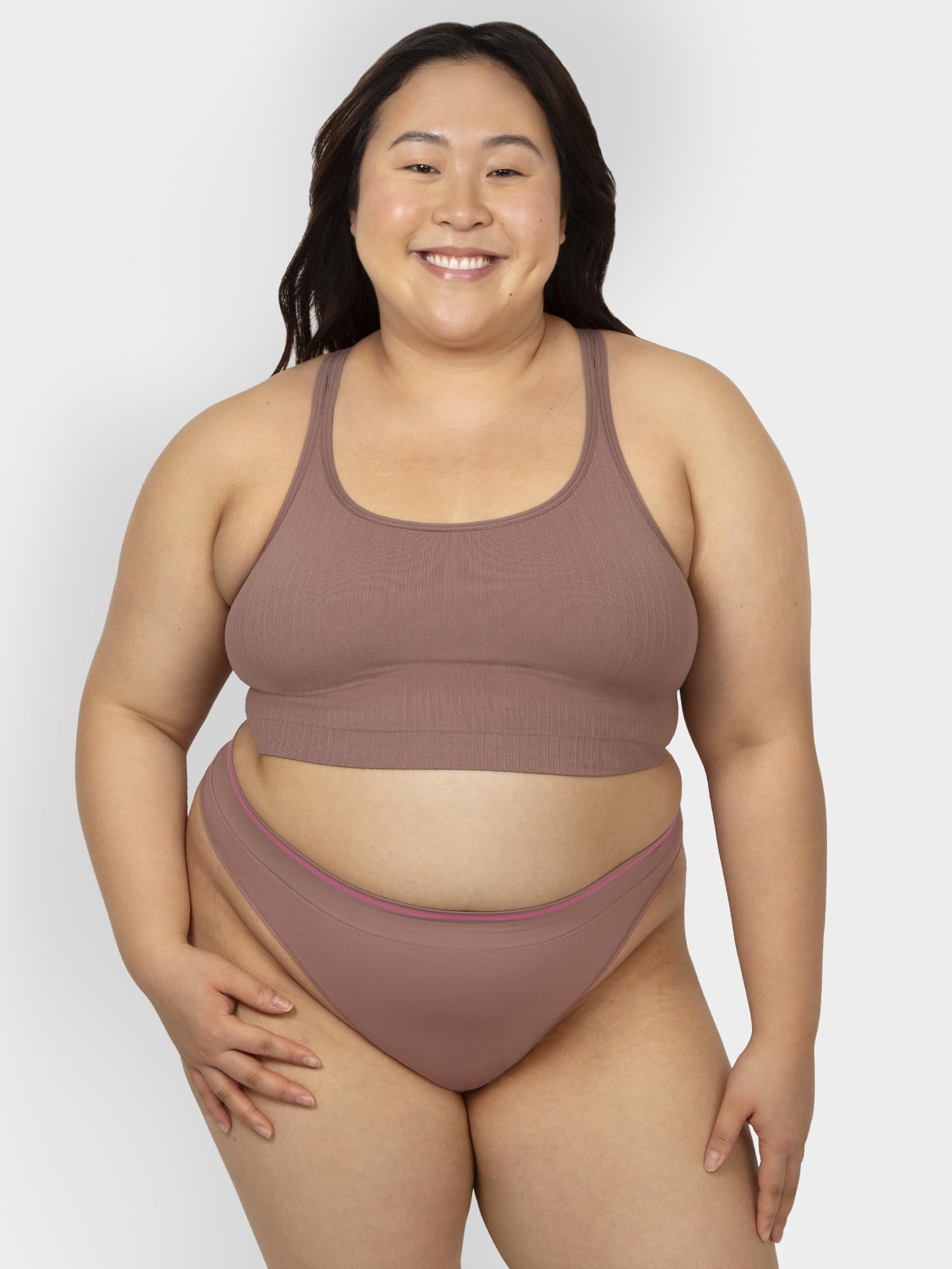 Fruit of the Loom A Fresh Collection Sneak Chic 3-Pack Women's Seamless Thong - For Ultimate Comfort & Invisible Style