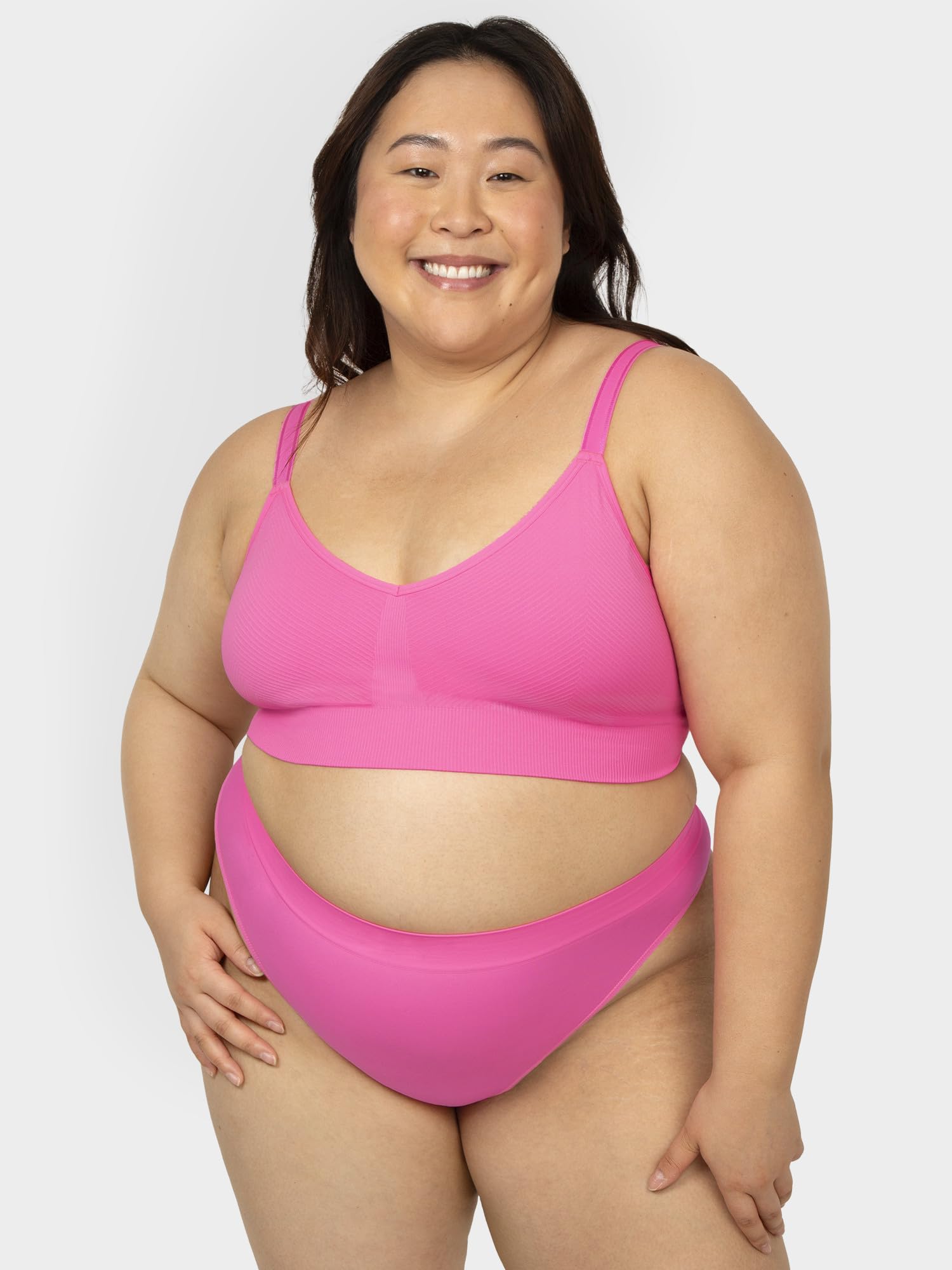 Fruit of the Loom A Fresh Collection Sneak Chic 3-Pack Women's Seamless Thong - For Ultimate Comfort & Invisible Style