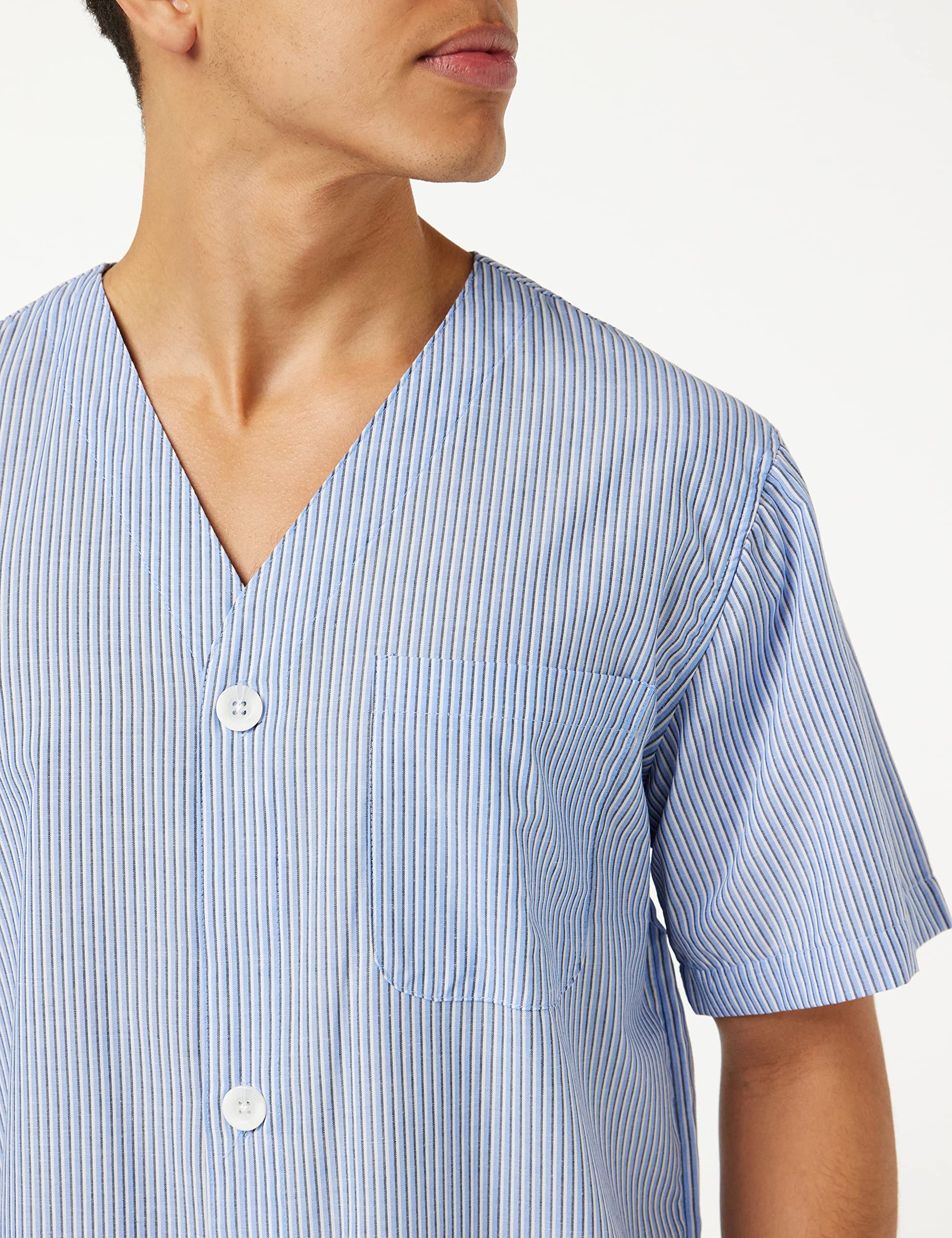 Fruit of the Loom mens Broadcloth Short Sleeve Top and Long Pants Pajama Set