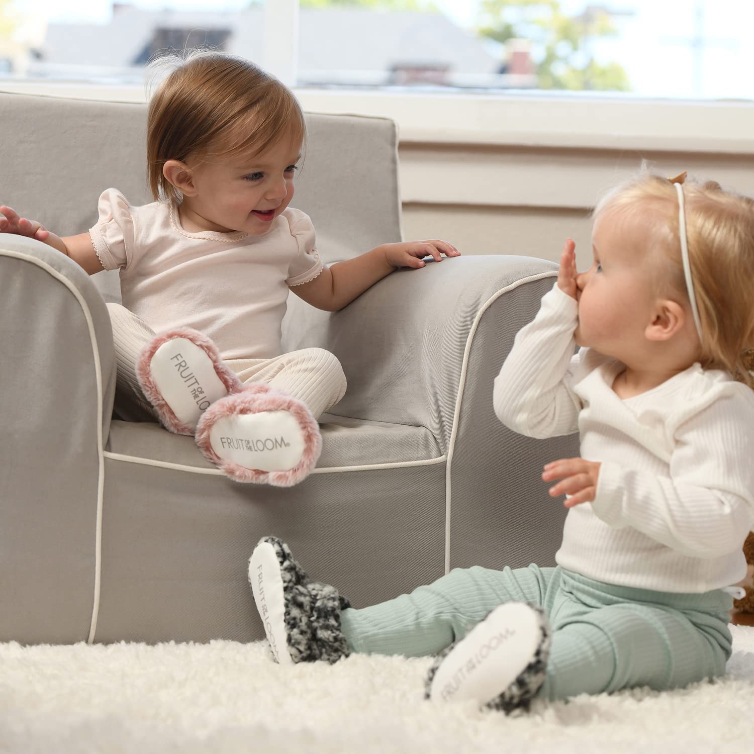 Fruit of the Loom Cozy Thermal Wrap Booties with Non-Skids for Baby Girls, Boys, Unisex