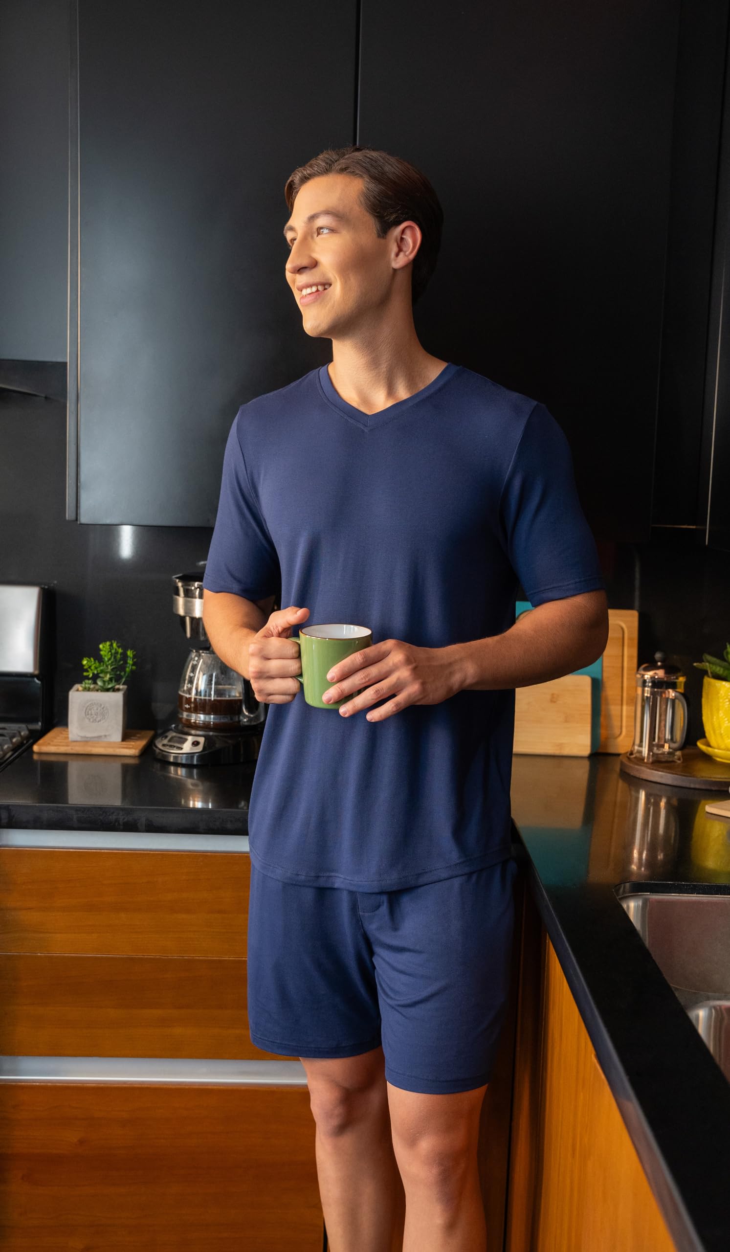 Fruit of the Loom mens 360 Stretch Short Sleeve V-neck Top and Short Sleep Pajama Set