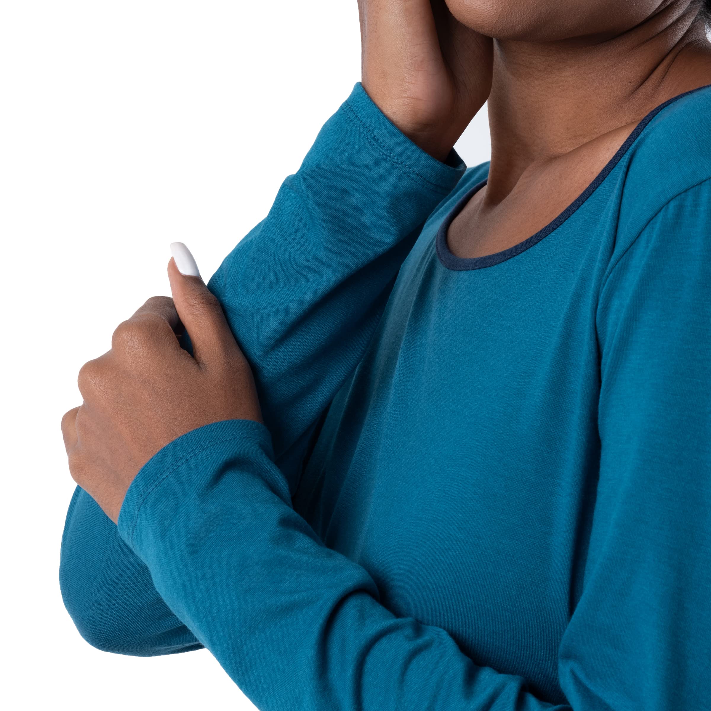 Fruit of the Loom womens Long Sleeve Tee and Pant 2 Piece Sleep Set